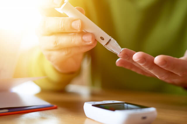 薬を飲まないで１年後に血糖値が500まで上がった男性。でも、ちゃんと生きるのではないか？