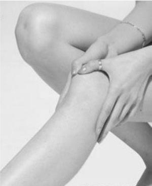 ズキンズキンする膝痛