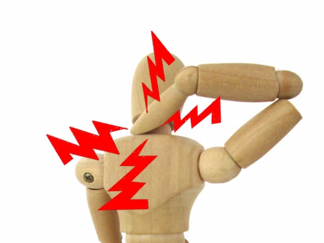 首が痛い・硬くて曲がらないのを数回の鍼で治した例