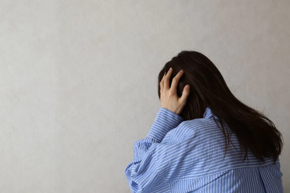 ステロイドの副作用でうつ病・極度の倦怠感に苦しむ女性