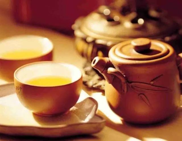 お灸後3日以内は禁止のお茶（緑茶など）の例