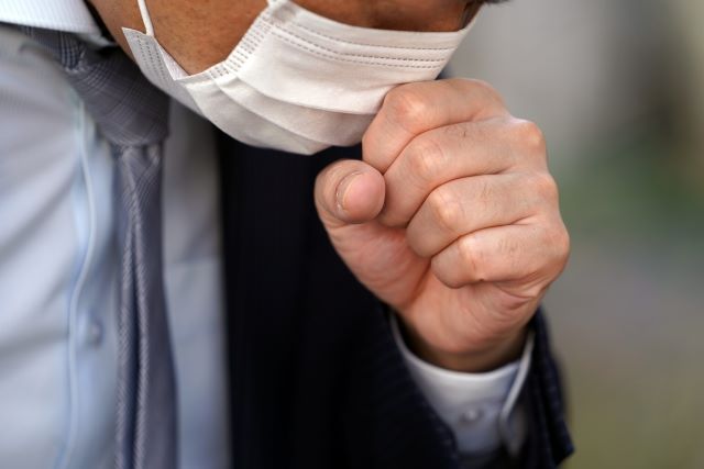 尺沢：鍼1回でくしゃみ、鼻水を治せるツボ