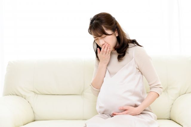 妊娠中、何ヶ月も続くつわりを鍼で収めた例